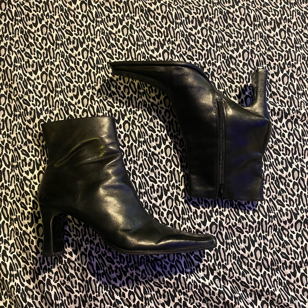 Diba leather square toe ankle heeled boots